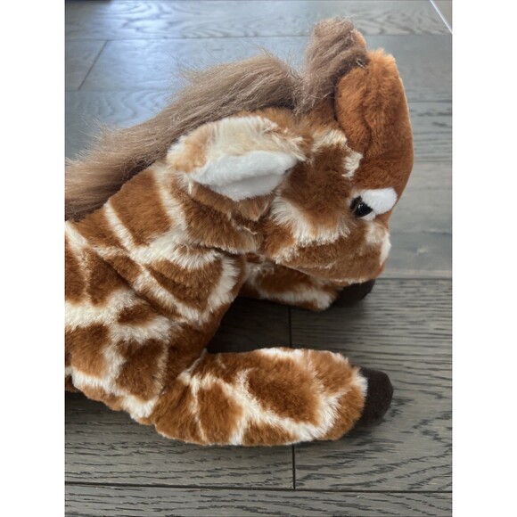 FAO Schwarz Adopt Wild Pal Endangered Giraffe Plush Realistic Stuffed Animal 19” - Picture 2 of 8